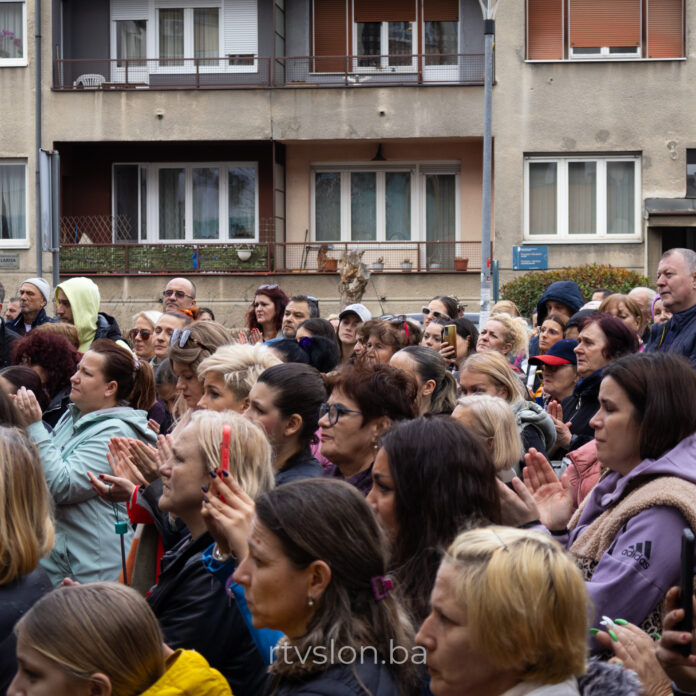 Protestno okupljanje građana povodom ubijene Amre Kahrimanović