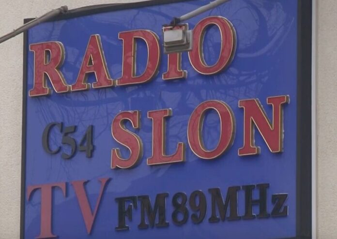 Radio Slon/ Ilustracija