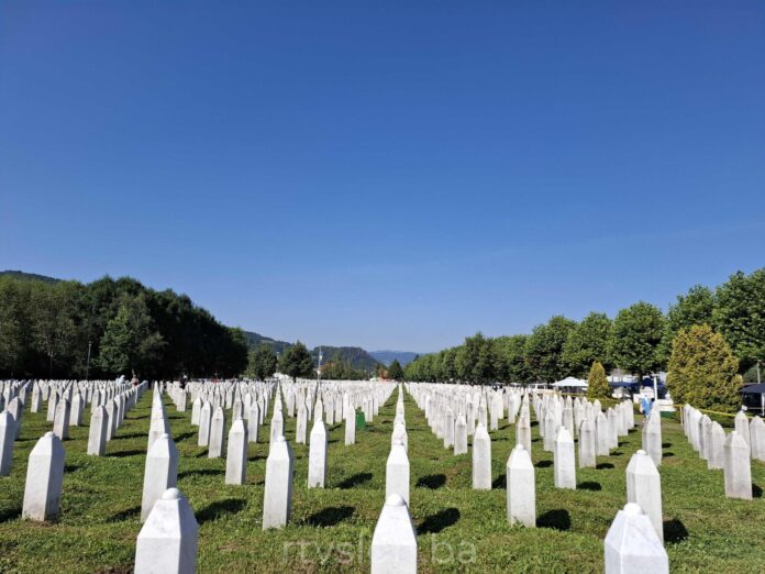 Memorijalni centar Srebrenica - Potočari