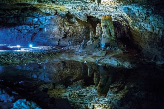 Špilja Vjetrenica, Popovo polje, Bosna i Hercegovina, turizam u Bosni i Hercegovini, koja mjesta u BiH obići