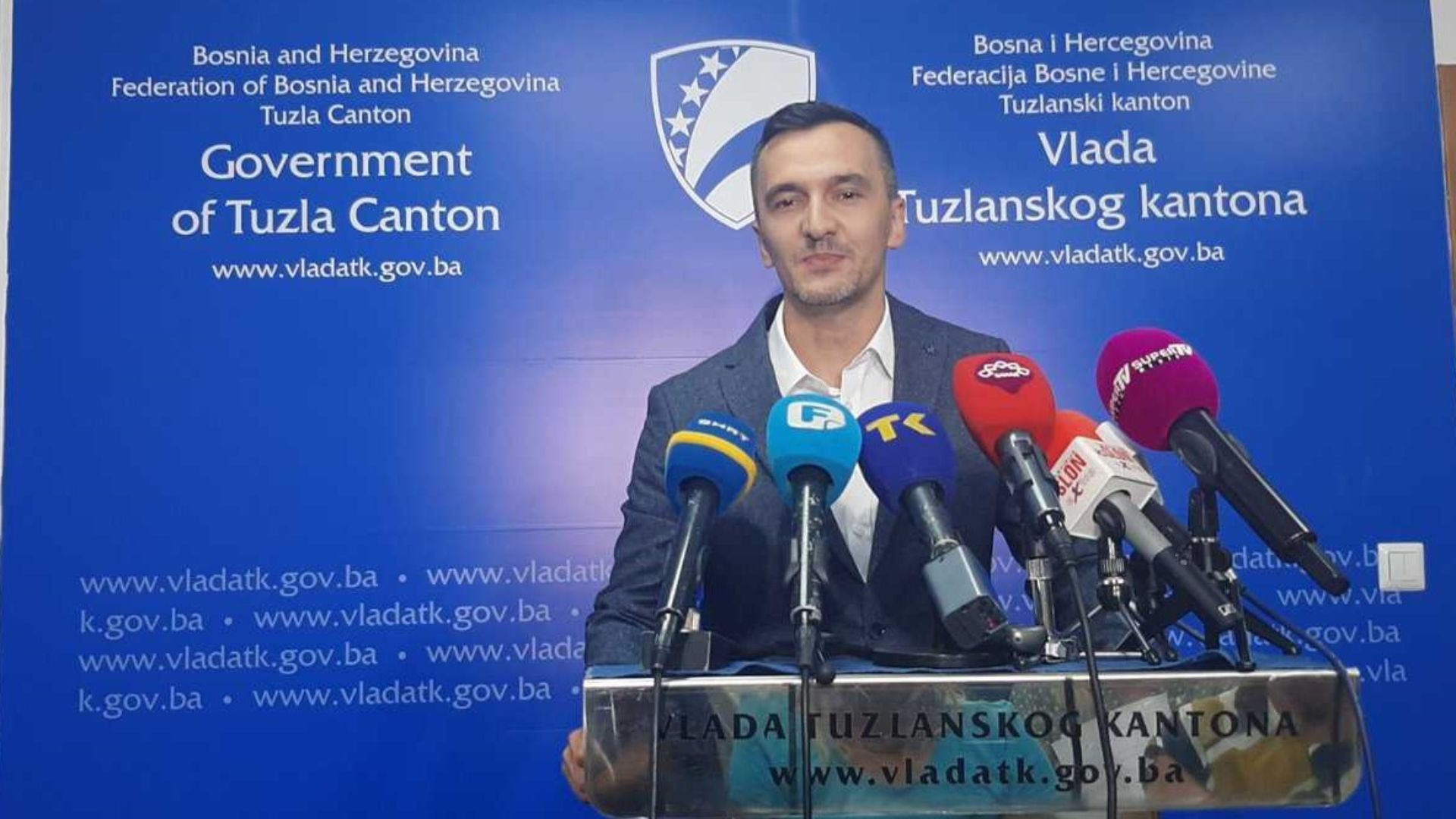 Fadil Alić, ministar za rad, socijalnu politiku i povrtaka TK, penzioneri, pomoć, ministat, vlada TK, ministarstvo,