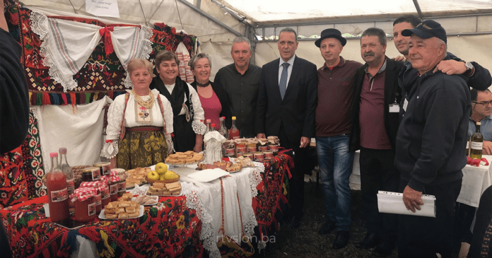 U periodu od 1. do 3. novembra 2024. godine, u Breškama, gradu Tuzli, održava se 18. Međunarodni Poljosajam