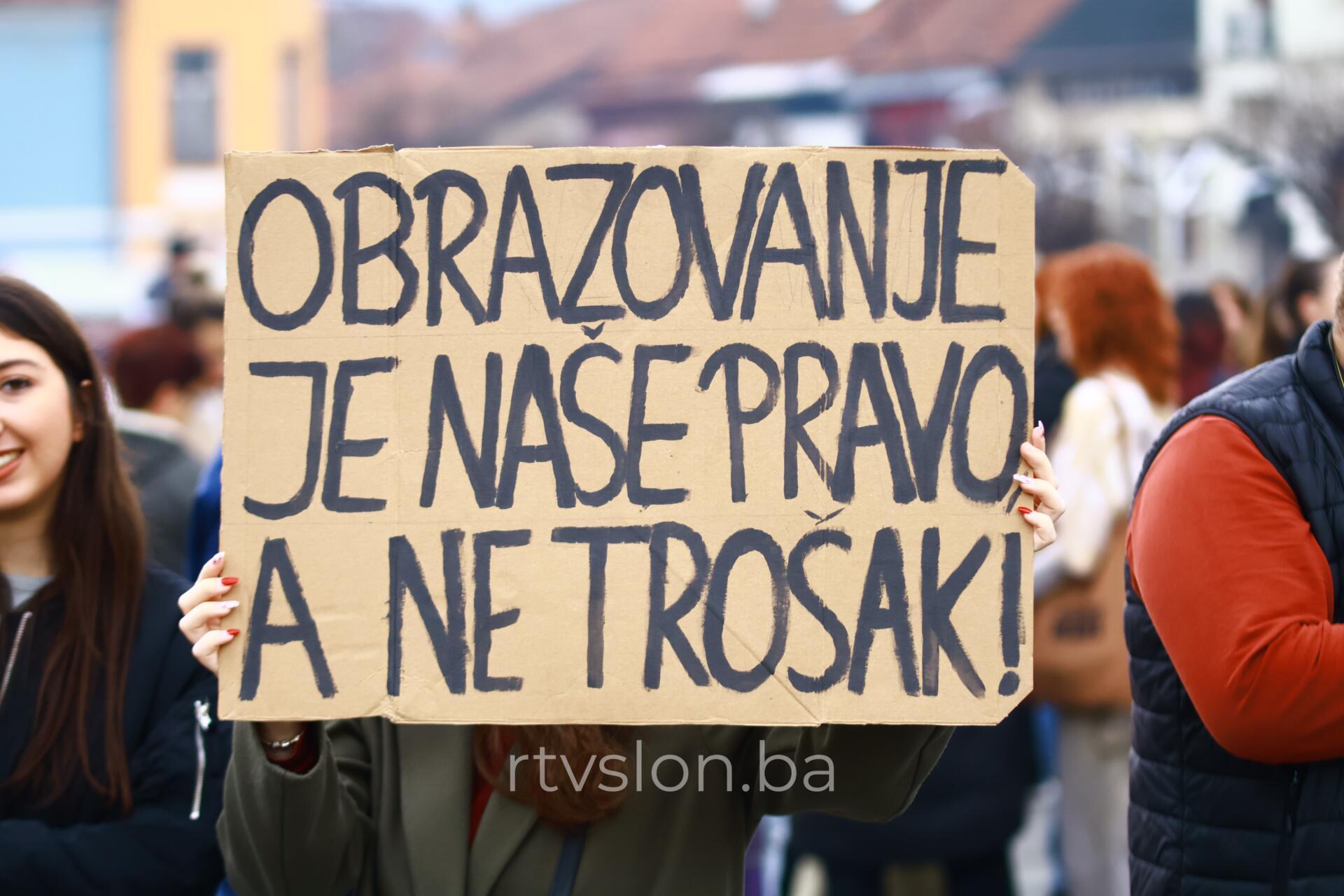 Protesti studenata u Tuzli