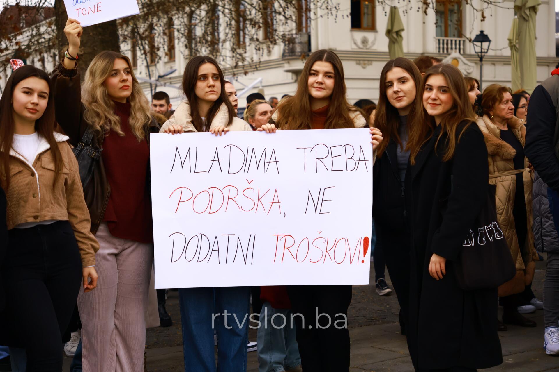 Protesti studenata u Tuzli