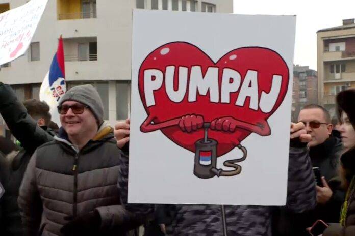 Pumpaj, protesti, Srbija